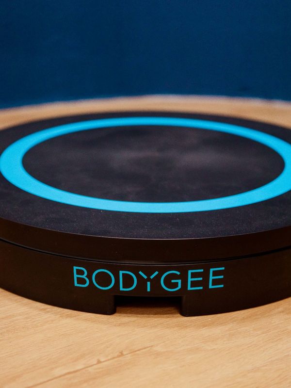 Plataforma giratória do escaneamento 3D Bodygee